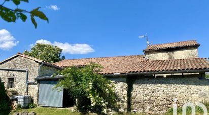 Ferme 12 pièces de 274 m² à - (47230)