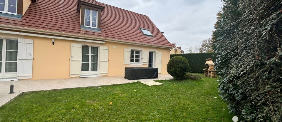 Maison 7 pièces de 178 m² à Auffargis (78610)