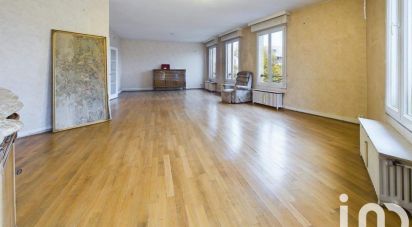 Appartement 5 pièces de 143 m² à Valenciennes (59300)