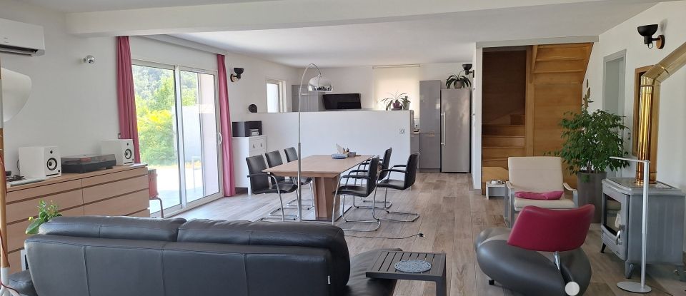 Maison 7 pièces de 184 m² à Arles-sur-Tech (66150)