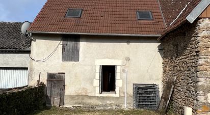 Maison 2 pièces de 49 m² à Saint-Sulpice-les-Feuilles (87160)