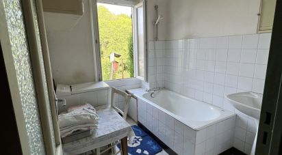 Maison 2 pièces de 49 m² à Saint-Sulpice-les-Feuilles (87160)