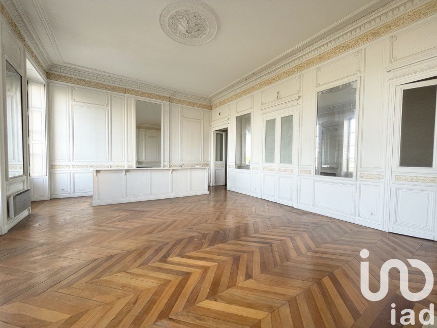 Appartement 3 pièces de 113 m² à Bordeaux (33000)