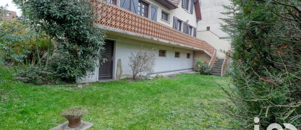 Maison 6 pièces de 189 m² à Pierrelaye (95480)