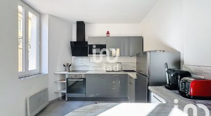 Appartement 2 pièces de 52 m² à L'Isle-sur-la-Sorgue (84800)