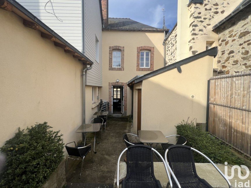 Bar de 75 m² à Nuillé-sur-Vicoin (53970)