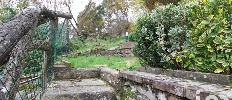 Traditional house 3 rooms of 70 m² in Saint-Rémy-lès-Chevreuse (78470)