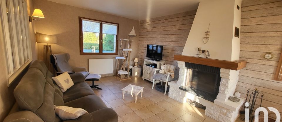 Pavilion 4 rooms of 85 m² in Saint-Momelin (59143)