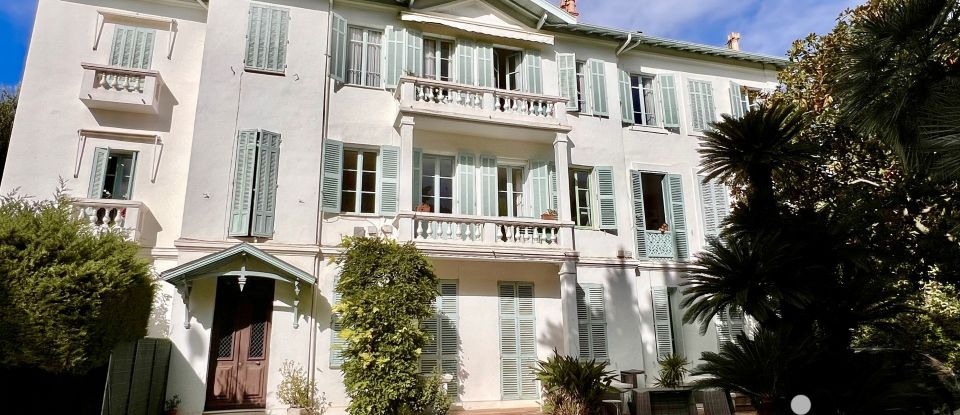 Appartement 4 pièces de 85 m² à Cannes (06400)