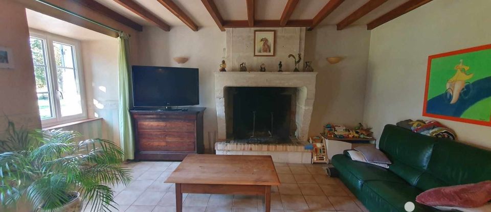 Country house 5 rooms of 150 m² in Saint-Junien (87200)