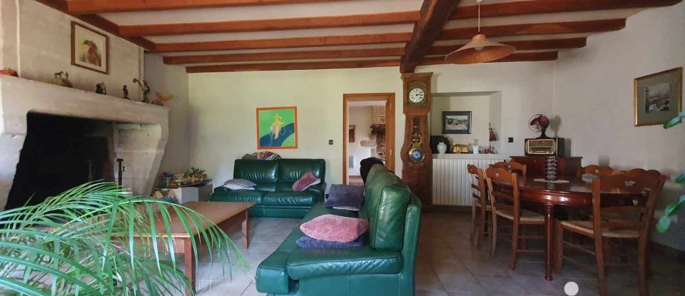 Country house 5 rooms of 150 m² in Saint-Junien (87200)