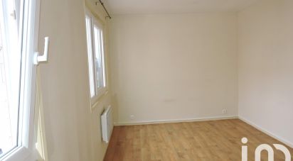 Apartment 2 rooms of 57 m² in Guyancourt (78280)