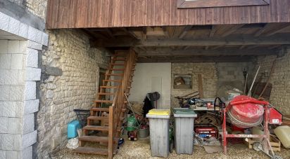 Maison 7 pièces de 140 m² à Sigogne (16200)