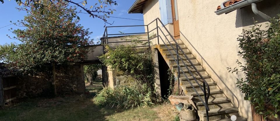 Ferme 7 pièces de 158 m² à Pomeys (69590)