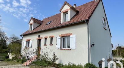 House 7 rooms of 150 m² in Mézières-lez-Cléry (45370)