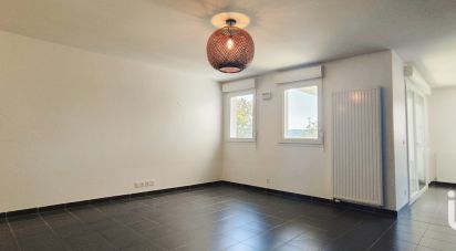 Appartement 4 pièces de 87 m² à - (74940)