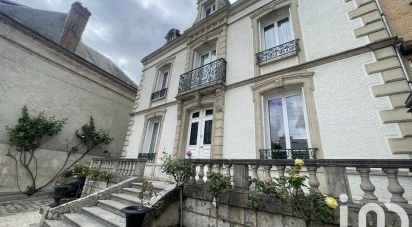 Mansion 11 rooms of 304 m² in Chartres (28000)