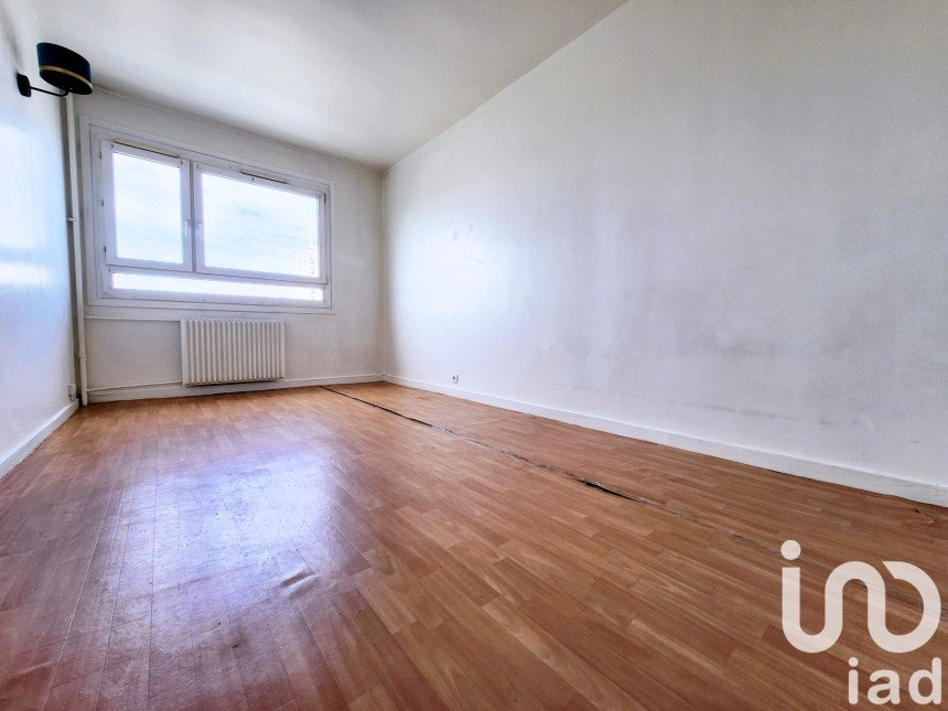 Appartement 1 pièce de 25 m² à Paris (75018)