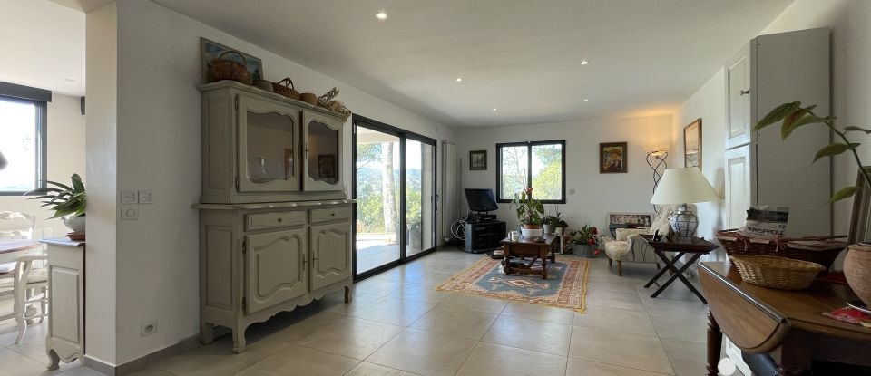 Traditional house 5 rooms of 227 m² in La Bouilladisse (13720)