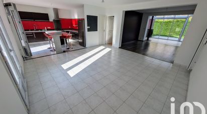 Maison 8 pièces de 188 m² à Trélazé (49800)