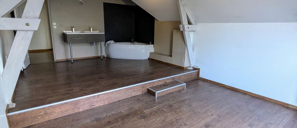 Maison 8 pièces de 188 m² à Trélazé (49800)