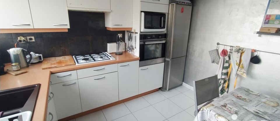 Appartement 3 pièces de 72 m² à Le Kremlin-Bicêtre (94270)