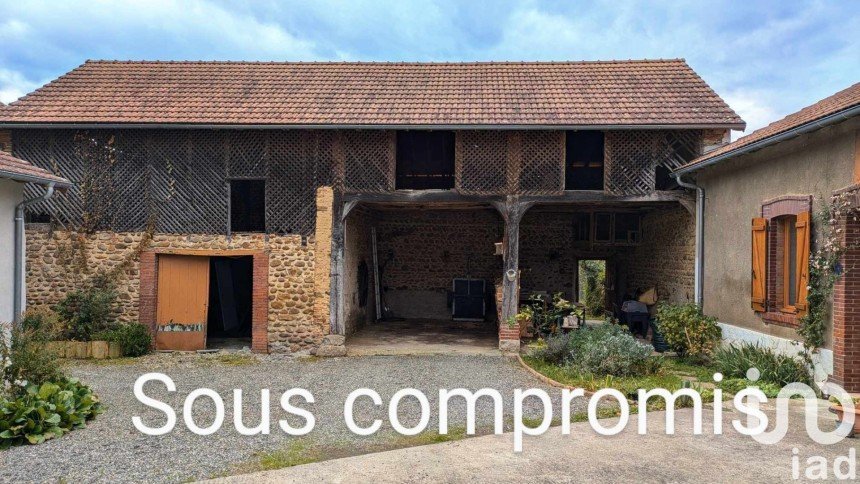 Maison de campagne 3 pièces de 89 m² à Tournay (65190)