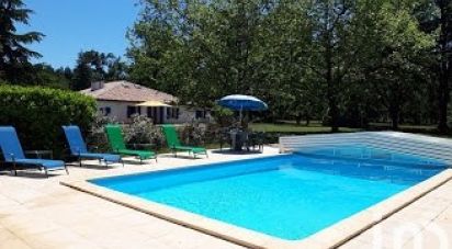 Country house 8 rooms of 170 m² in Luxey (40430)