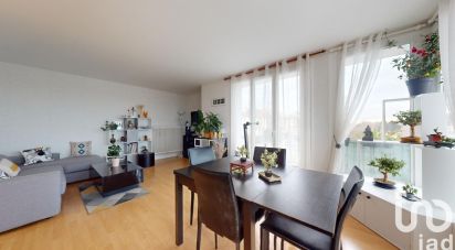 Appartement 5 pièces de 102 m² à Maurepas (78310)