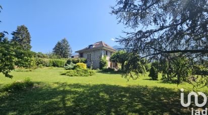 House 7 rooms of 230 m² in Doussard (74210)