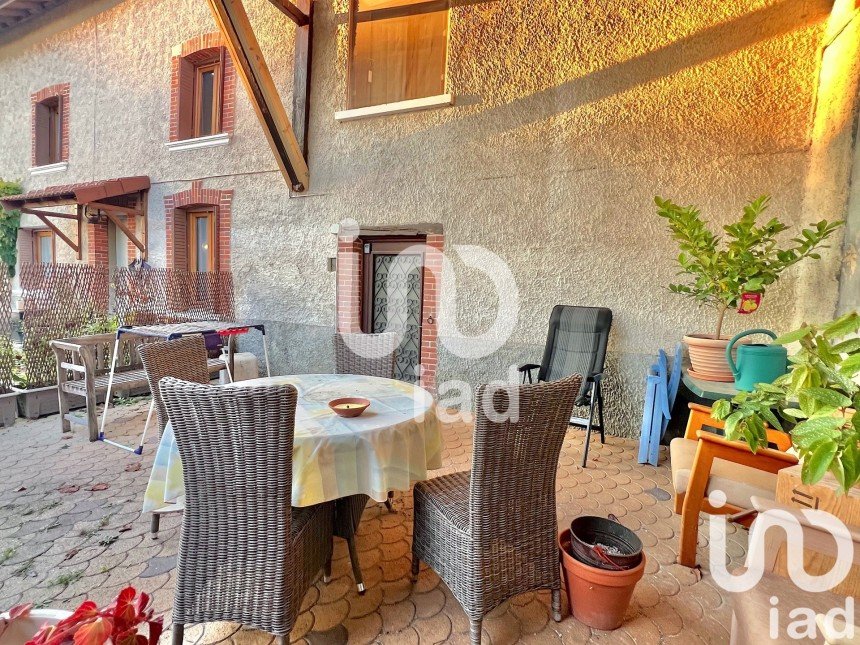 Town house 4 rooms of 112 m² in Sardieu (38260)