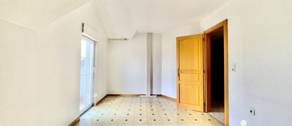 Maison traditionnelle 6 pièces de 135 m² à Sarralbe (57430)