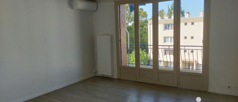 Apartment 3 rooms of 64 m² in Avignon (84000)