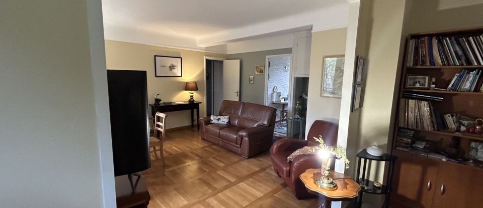 Appartement 4 pièces de 100 m² à Montreuil (93100)