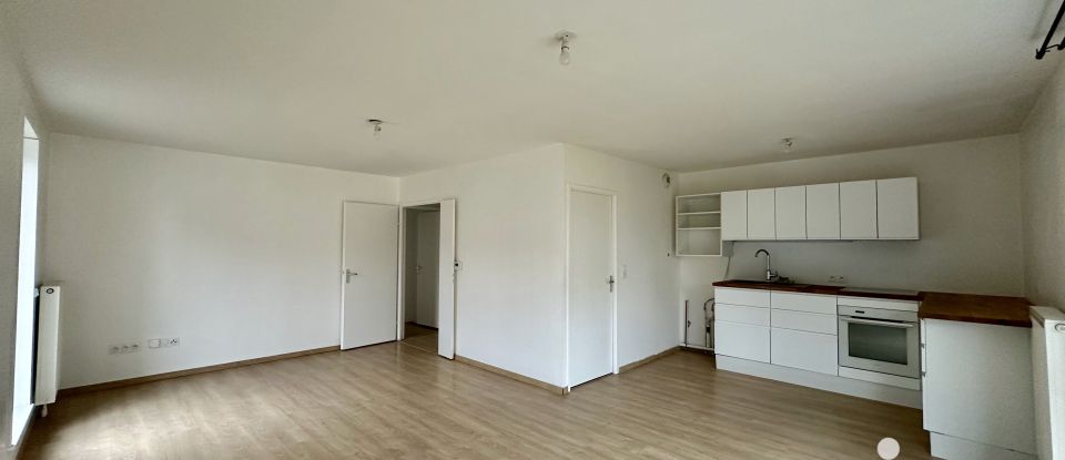 Apartment 3 rooms of 71 m² in Douai (59500)