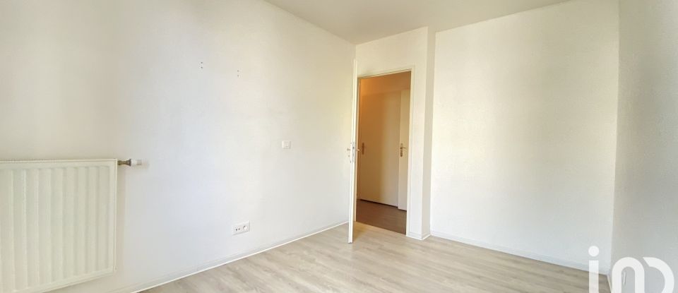 Appartement 3 pièces de 59 m² à Trappes (78190)