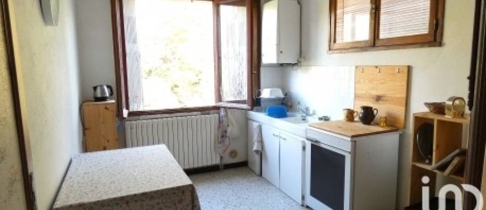 Traditional house 7 rooms of 161 m² in Prunelli-di-Fiumorbo (20243)