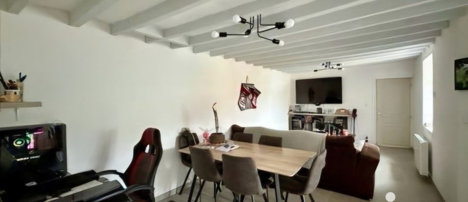 Maison de ville 3 pièces de 48 m² à Mesnils-sur-Iton (27240)