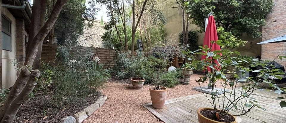 Appartement 4 pièces de 180 m² à Avignon (84000)