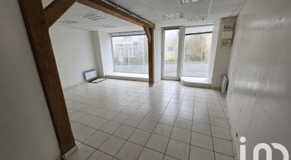 Immeuble de 126 m² à Dun-le-Palestel (23800)