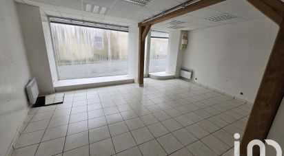 Immeuble de 126 m² à Dun-le-Palestel (23800)