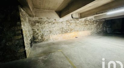 Parking/garage/box de 20 m² à Saint-Mandé (94160)