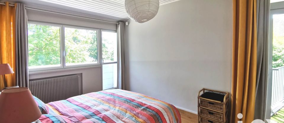 Maison 10 pièces de 265 m² à Verneuil-sur-Seine (78480)