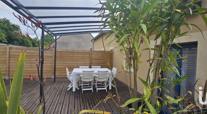 House 4 rooms of 82 m² in Saint-Gaultier (36800)