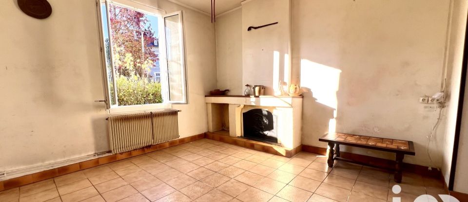 Maison 4 pièces de 110 m² à Hostens (33125)