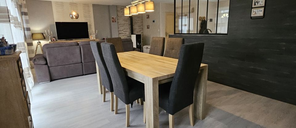 Maison 6 pièces de 145 m² à - (76850)