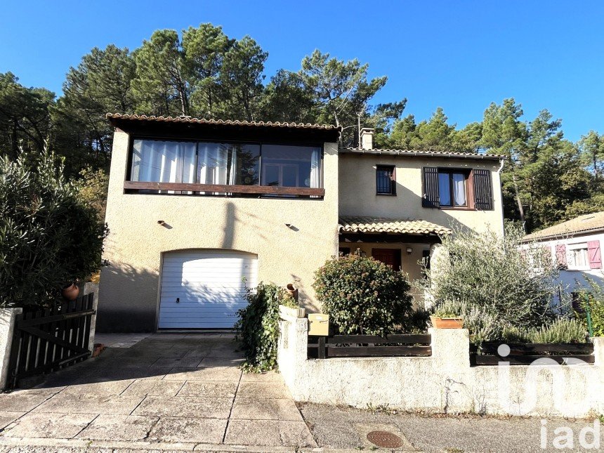 Maison traditionnelle 7 pièces de 136 m² à Bagnols-sur-Cèze (30200)