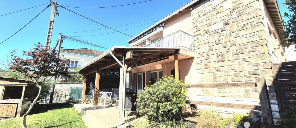 Traditional house 5 rooms of 130 m² in Brive-la-Gaillarde (19100)