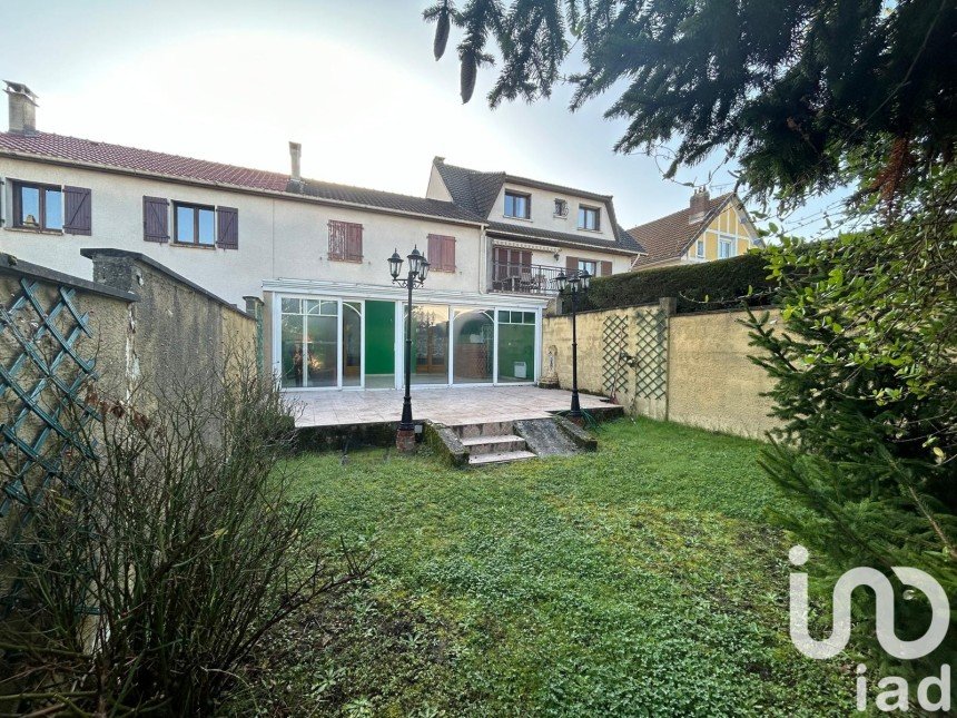 Maison 5 pièces de 116 m² à Villiers-sur-Marne (94350)