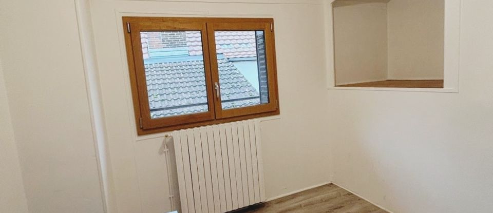 Town house 3 rooms of 45 m² in Villeneuve-sur-Yonne (89500)